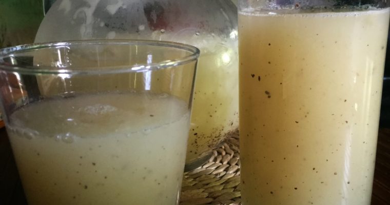 Limonada de Kiwi, lima, limón y jengibre